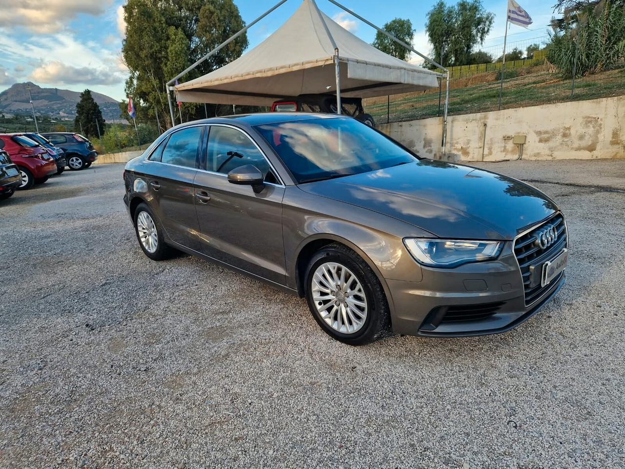 Audi A3 2.0 TDI 150 CV clean diesel Ambition