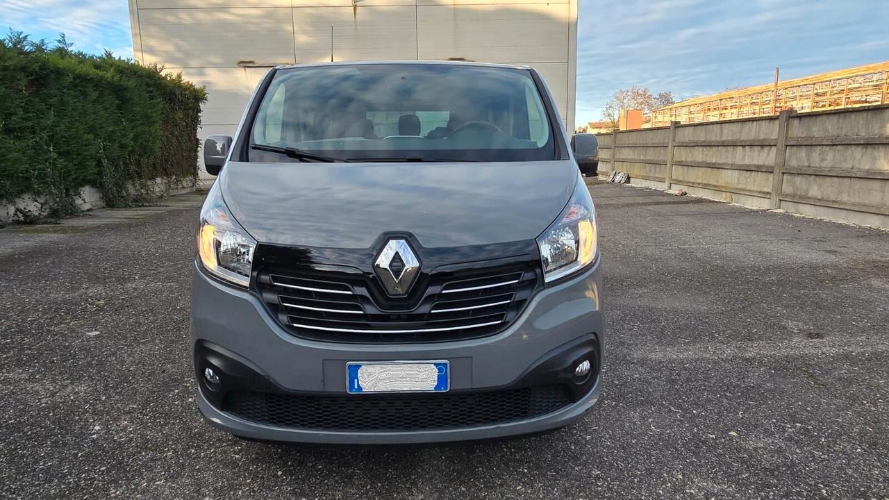 Renault Trafic 1.6 dCi 120CV Intens Passenger