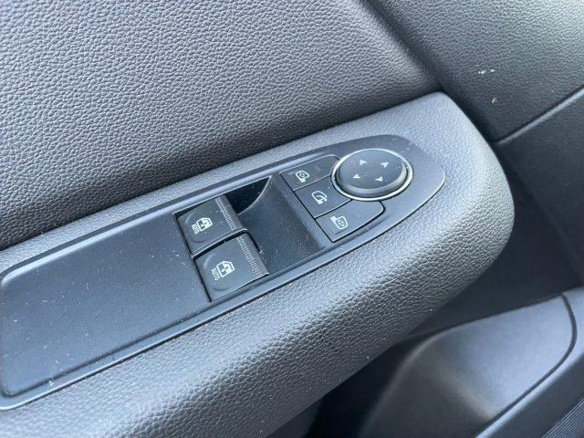 RENAULT Clio 1.0 BENZ 100 CV 5 porte Life OK NEOPATENTATI