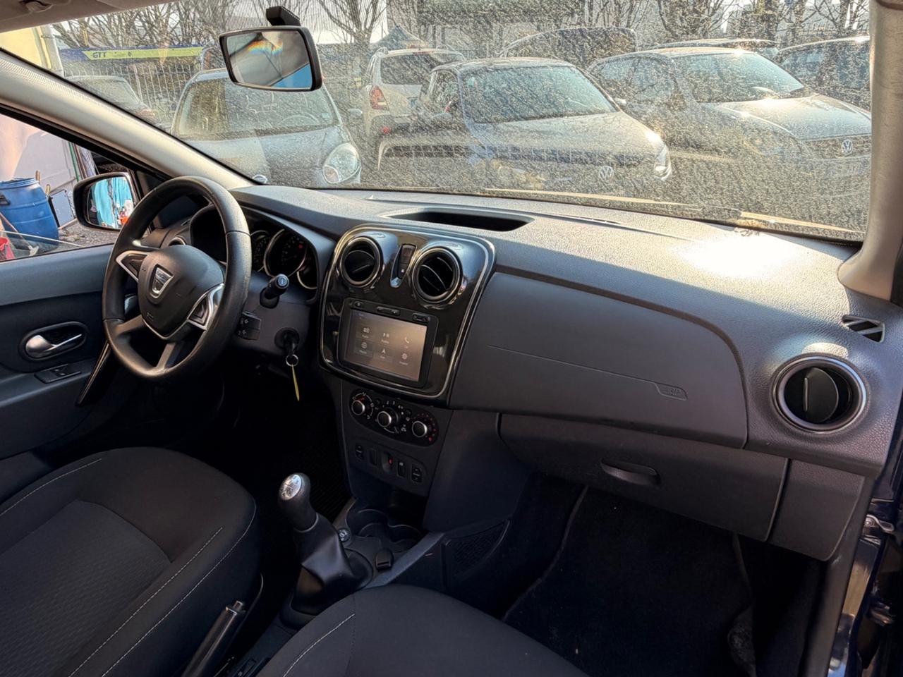 Dacia Sandero GPL EURO6B Lauréate 2017