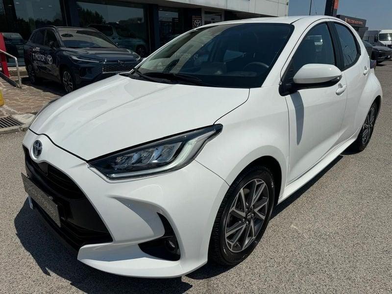 Toyota Yaris Hybrid Trend MY22
