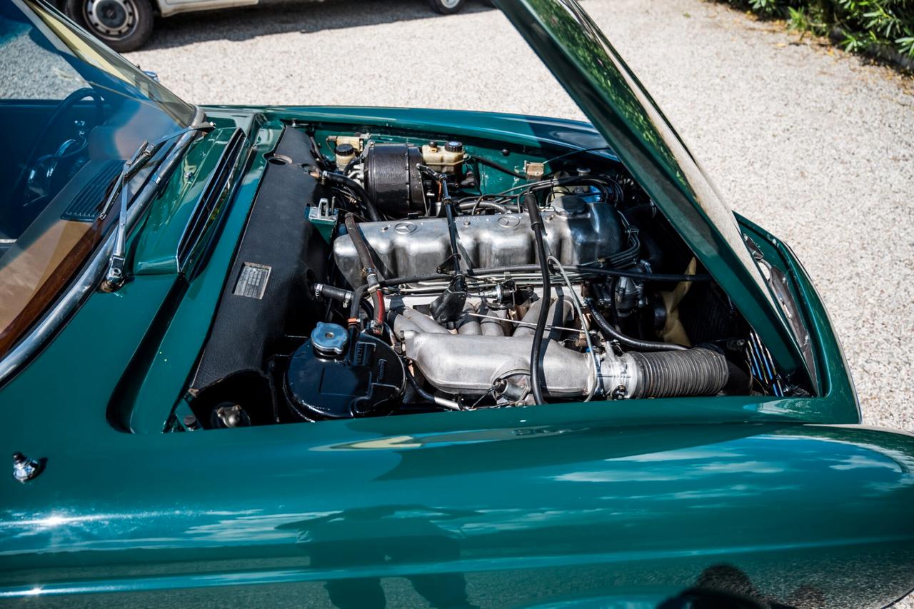 Mercedes-benz SL 230 Pagoda