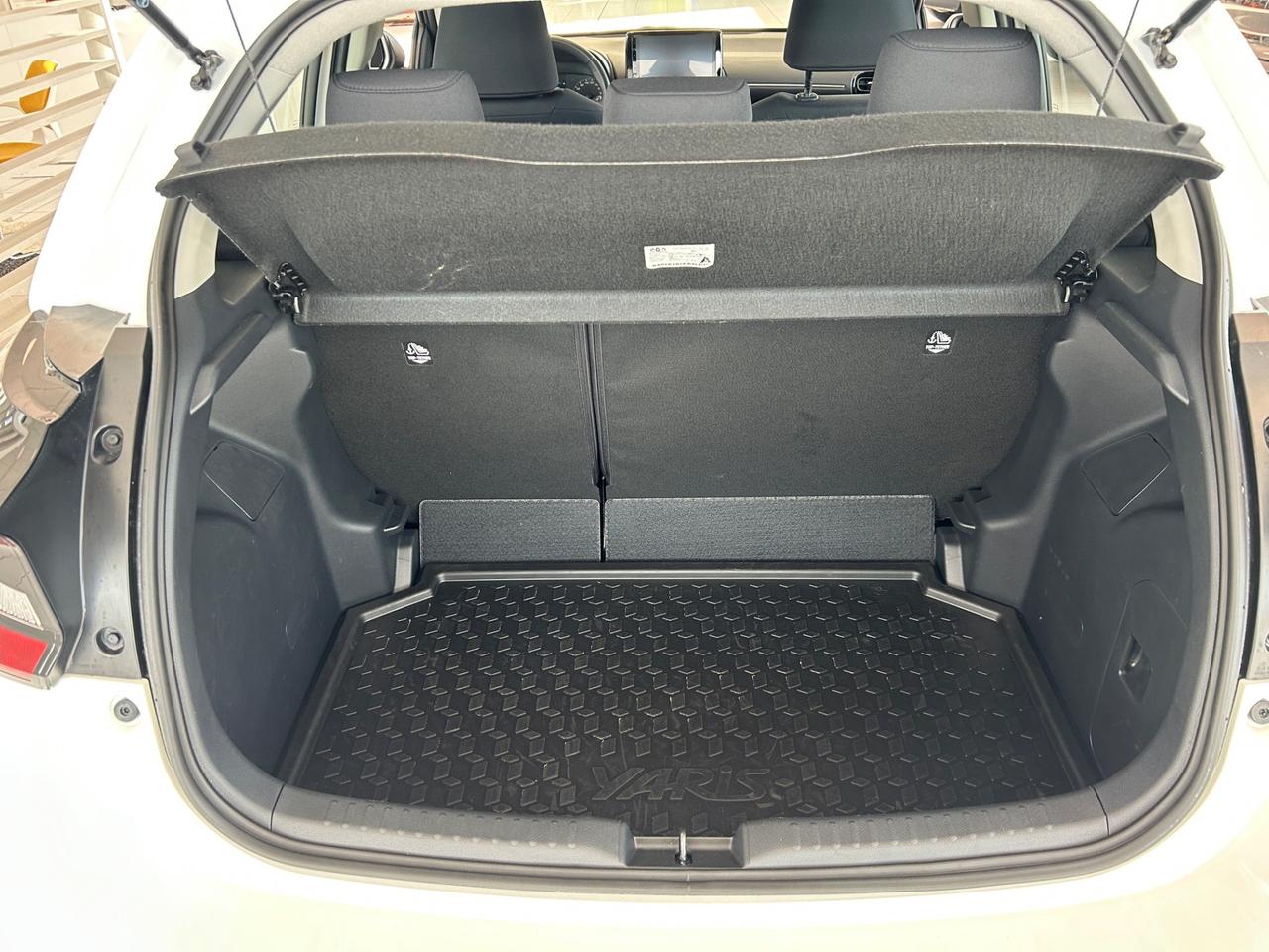 Toyota Yaris 1.5 Hybrid 5 porte Active Neopatentati