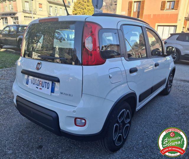 FIAT Panda 1.0 FireFly S&S Hybrid City Life UNICO PROP.