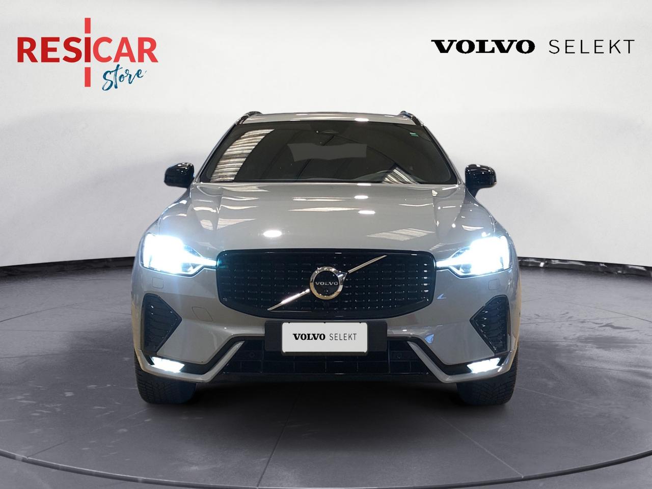 VOLVO XC60 2.0 b5 Plus Dark awd auto