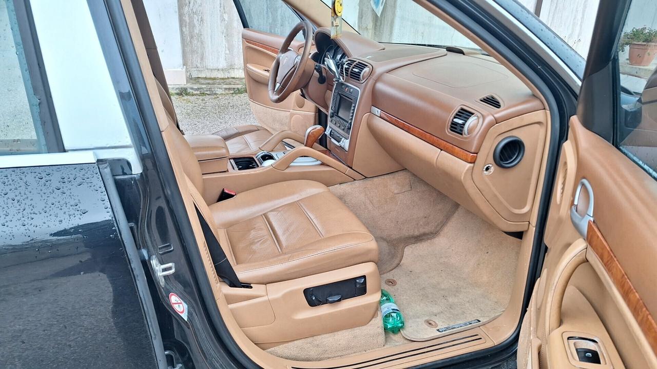 Porsche Cayenne 3.2 V6 cat