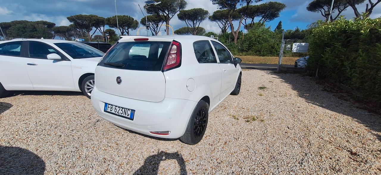 Fiat Punto 1.3 MJT II 75 CV 3 porte Lounge