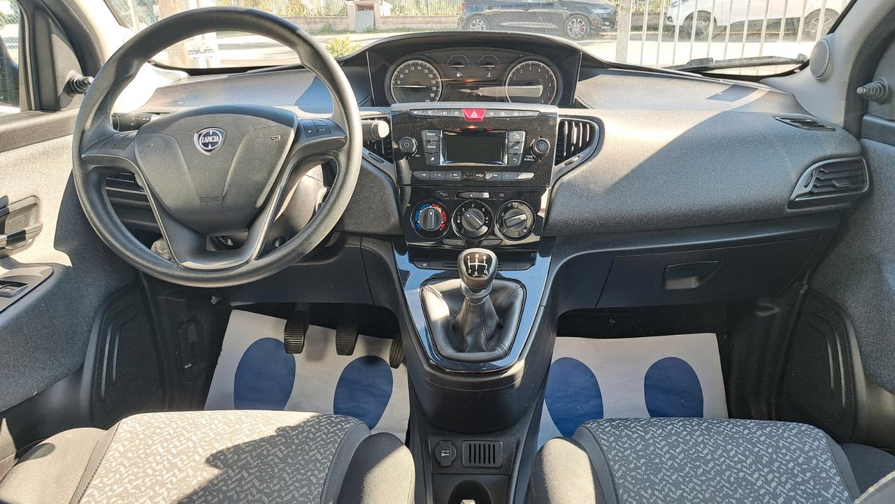 Lancia Ypsilon 1.2 69 CV 5 P. Clima-V.Elettrici-Bluetooth...