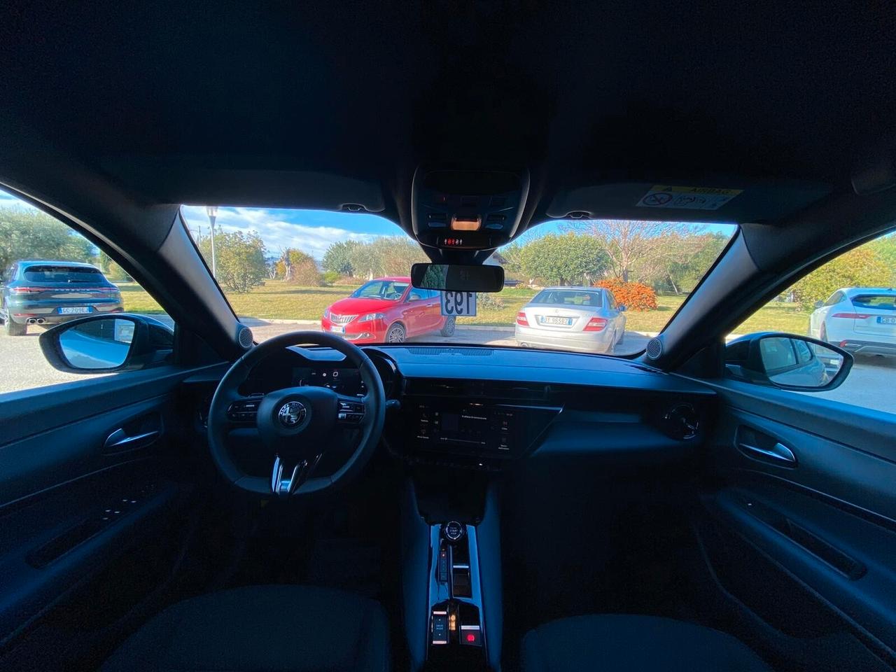 Alfa Romeo Junior 1.2 145 CV Hybrid eDCT6