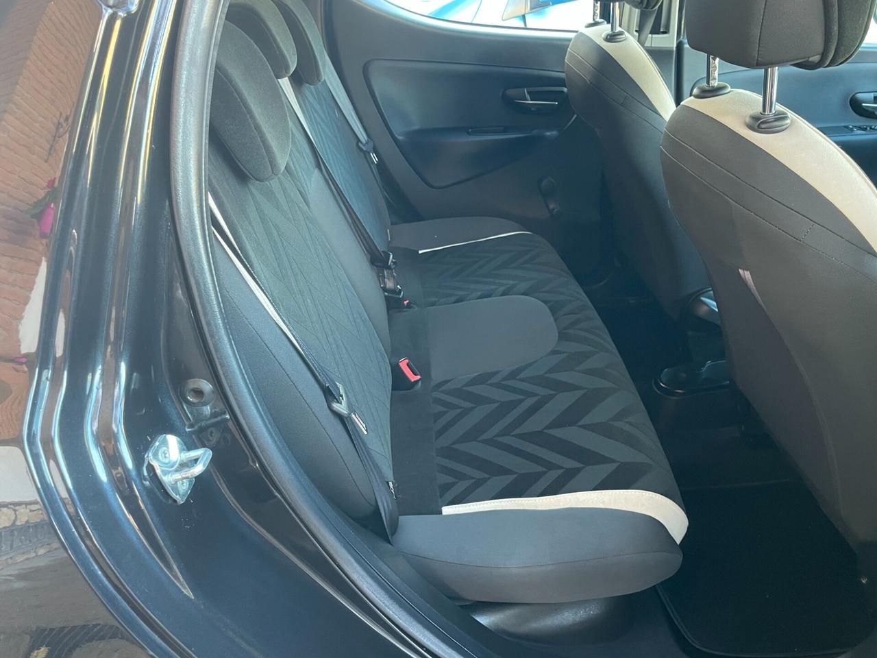 Lancia Y Ypsilon FULL OP 1.2 GPL NUOVO Platinum TAGL DISTRIB NEOPATENTATI