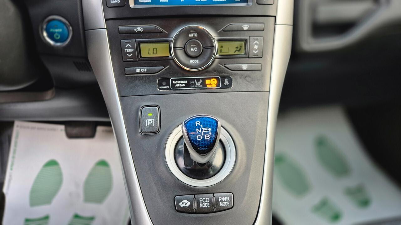 Toyota Auris 1.8 hybrid/Neopatentati/Automatica/SOLO 130.000km