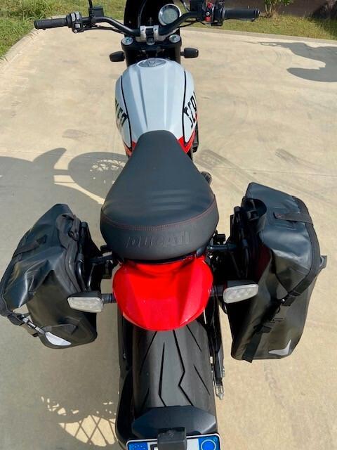 Ducati Scrambler 800 - URBAN MOTARD 2022