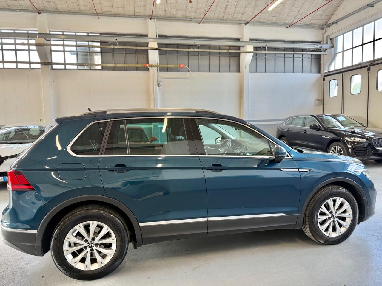 Volkswagen Tiguan 2.0 TDI 150 CV DSG Life 2021