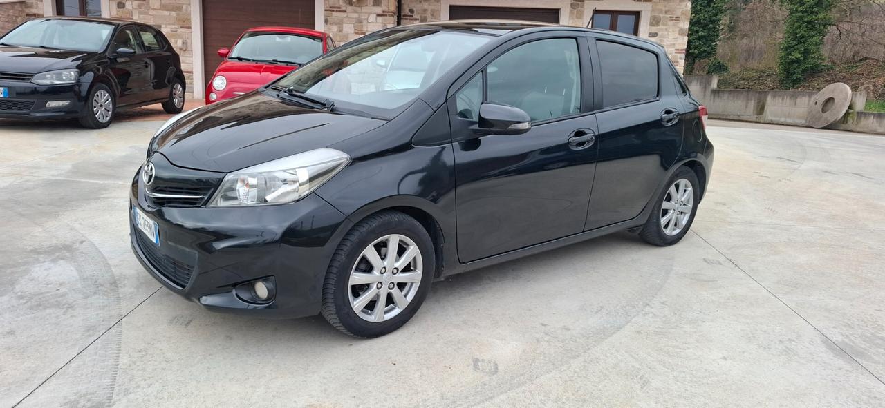 Toyota Yaris 1.4 D-4D DPF 5 porte M-MT Sol