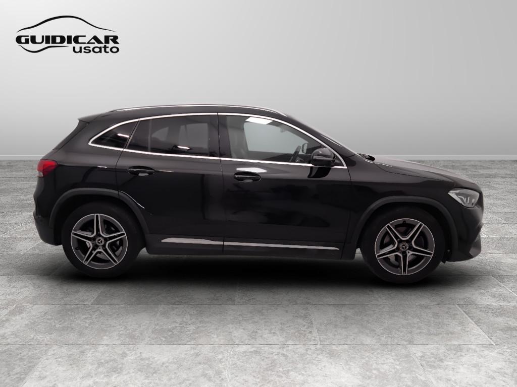 Mercedes-Benz GLA-H247 2020 - GLA 200 d Premium 4matic auto