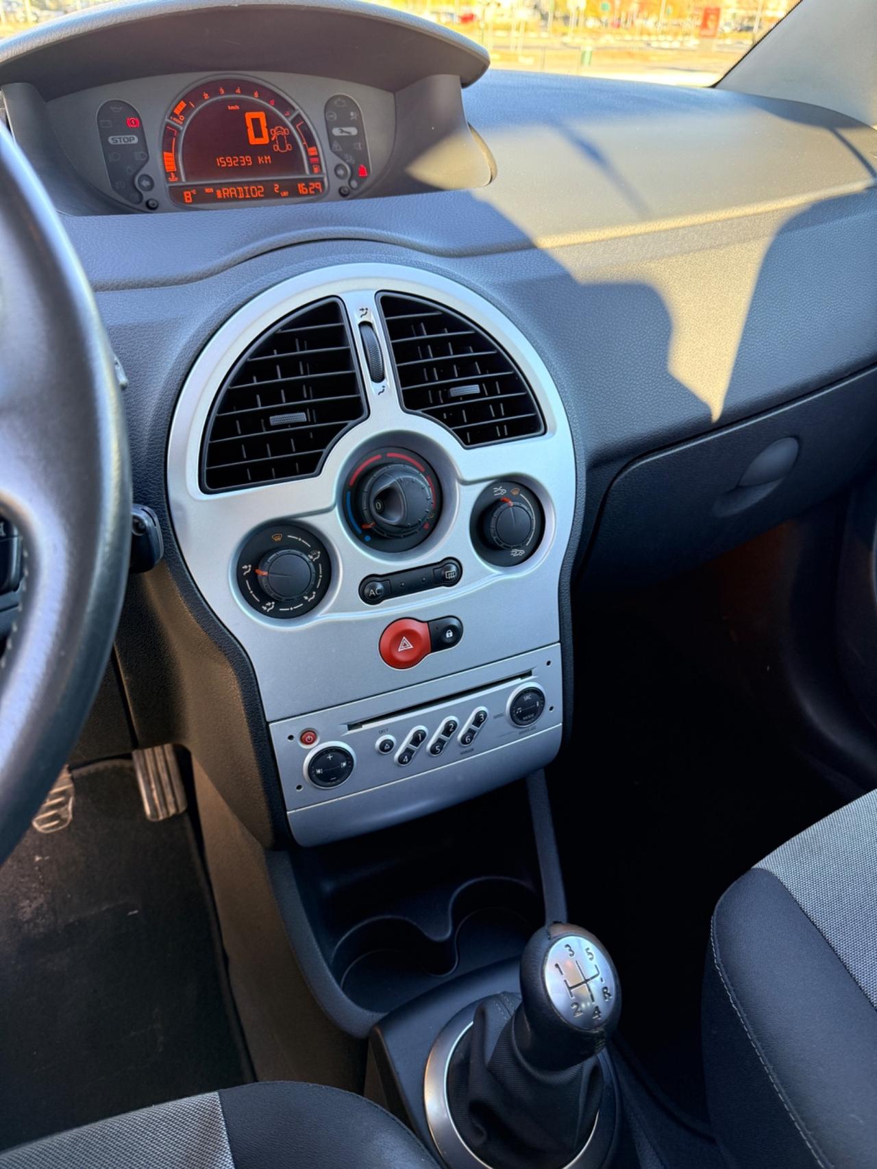 Renault Modus 1.2 16V TCE Dynamique “Neo-Pat.”
