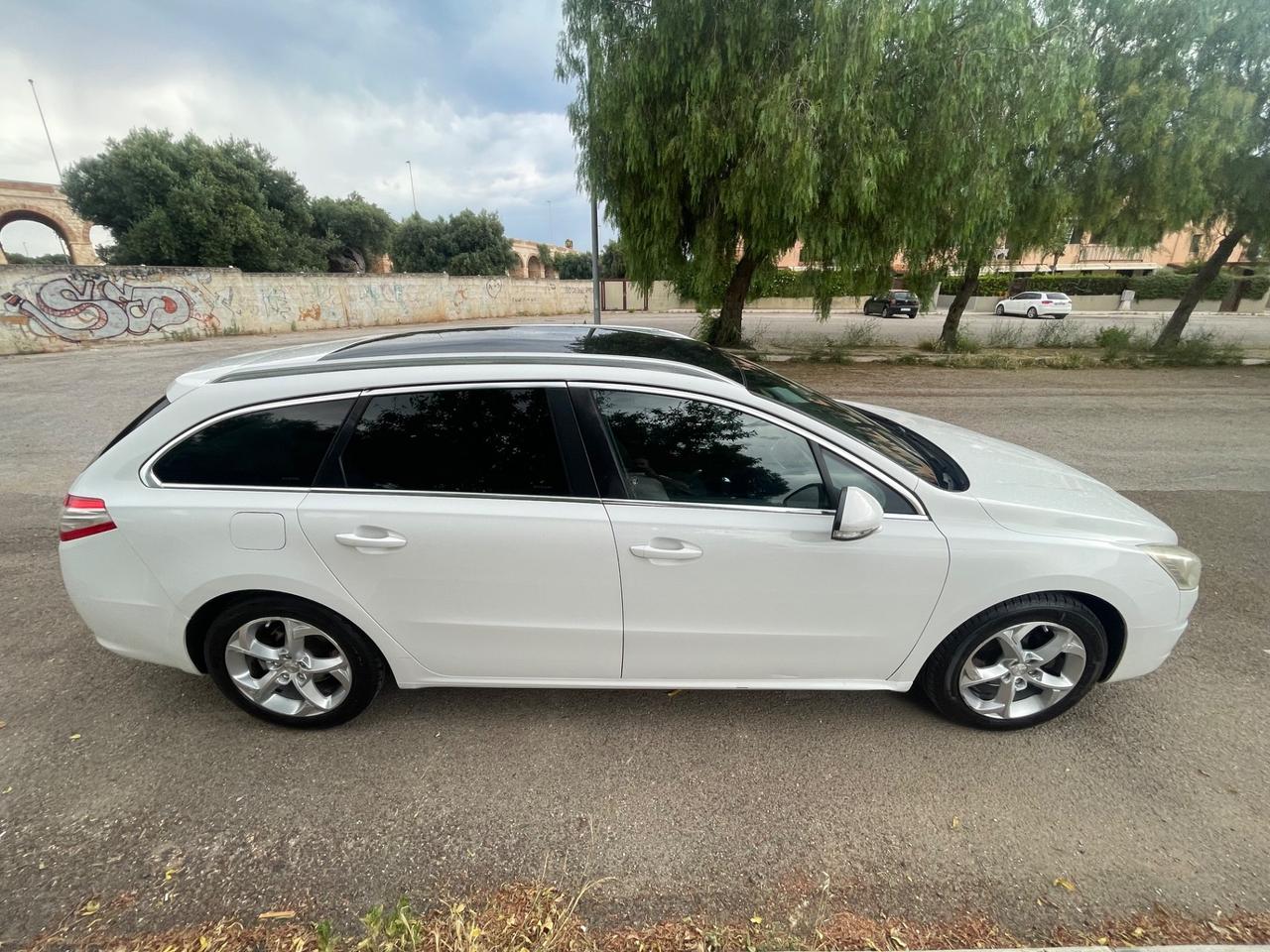 Peugeot 508 1.6 e-HDi 115CV cambio robotizzato S&S SW Ciel Allure