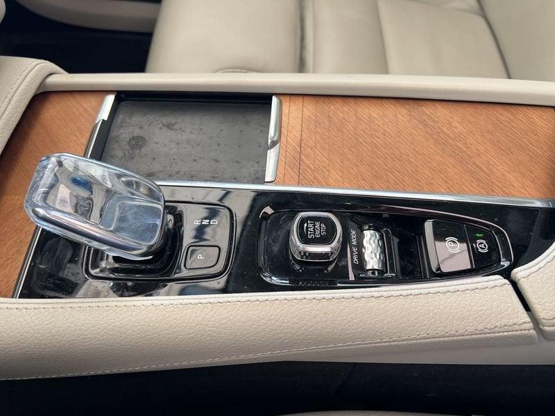 Volvo XC90 B5 (d) AWD Geartronic 7 posti Inscription
