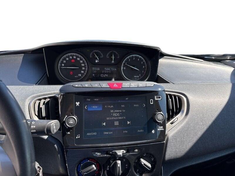 Lancia Ypsilon 1.2 69 CV 5 porte GPL Gold