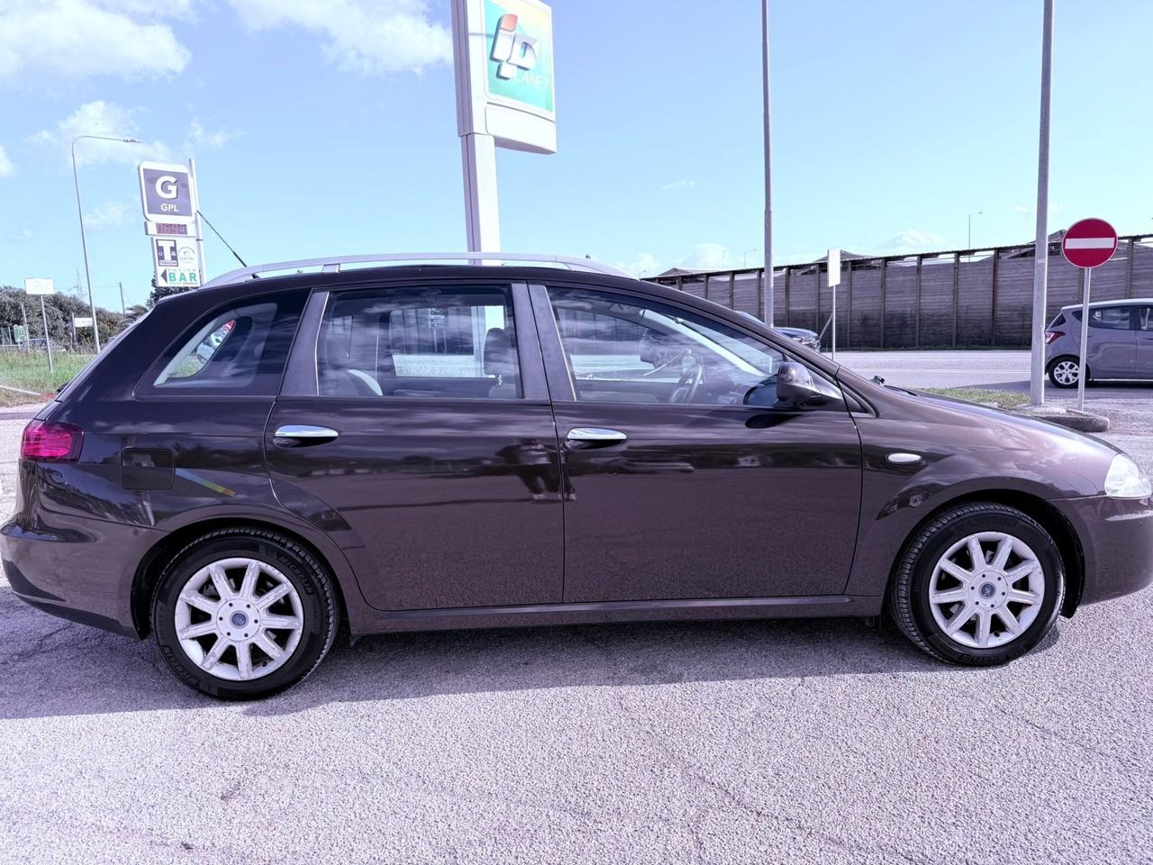 Fiat Croma 1.9 Multijet 16V Active Ok neopatentati