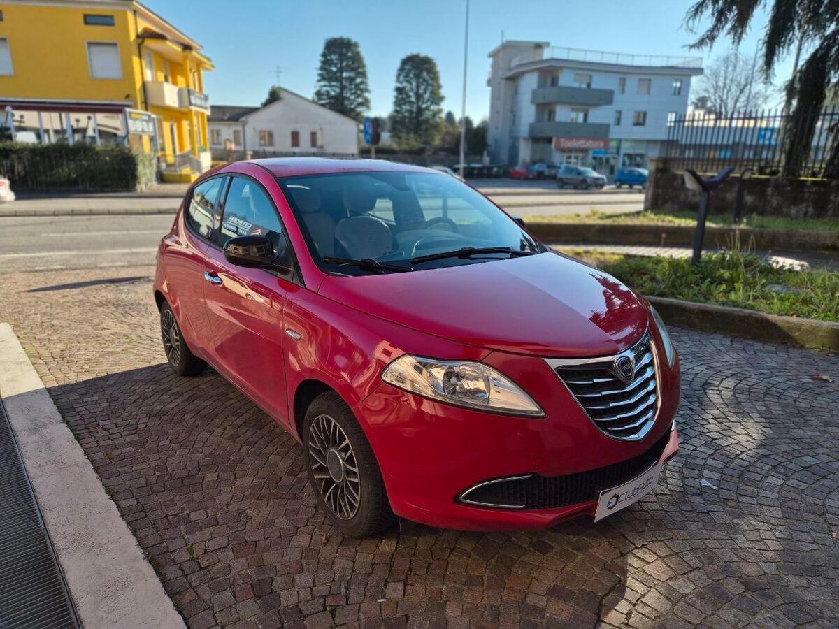 Lancia Ypsilon 1.2 8v Platinum 69cv E6