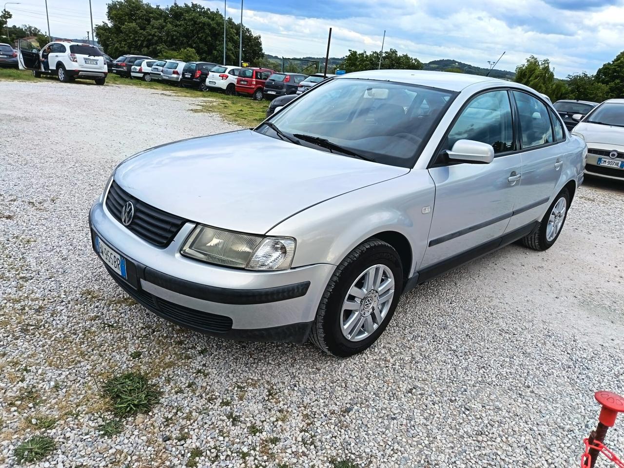 VOLKSWAGEN PASSAT BERLINA 1.9 TDI 116 CV – MOTORE COMPLETAMENTE RIFATTO OCCASIONE