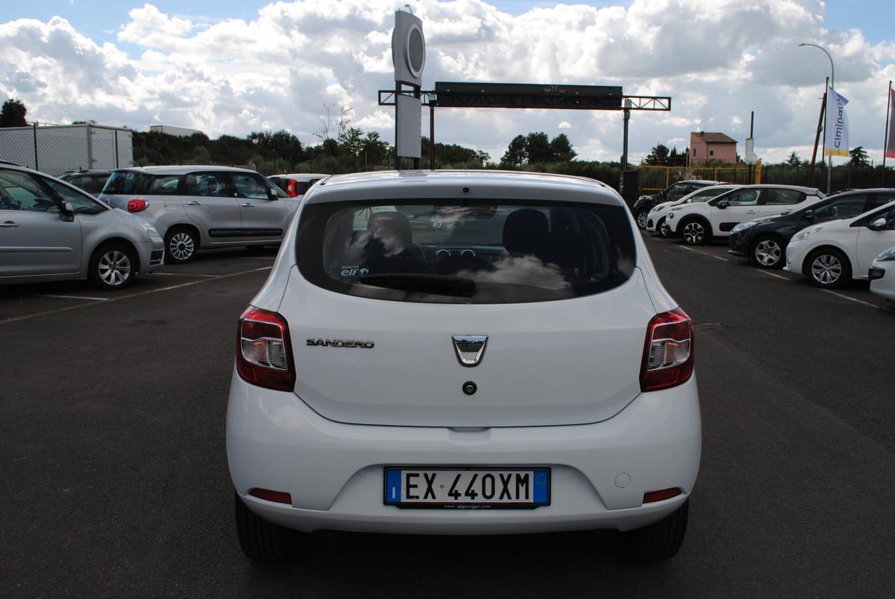 DACIA SANDERO 1.2 75 CV OK NEOPATENTATI (NO A/C)