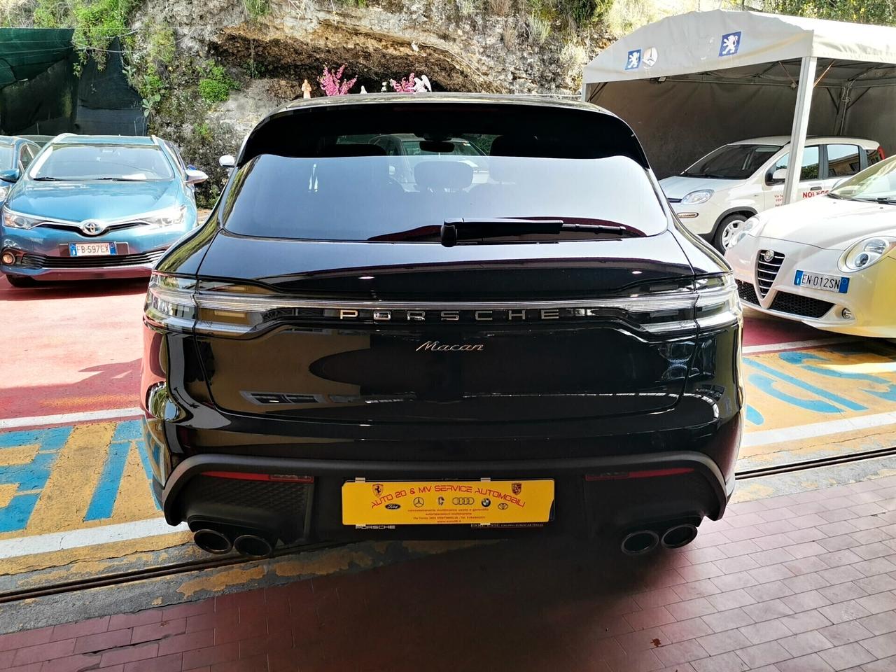 Porsche Macan 2.0 T PDK FULL OPTIONALS NOLEGGIO lungo termine