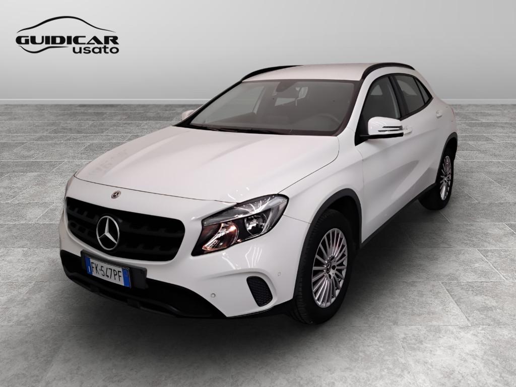 Mercedes-Benz GLA-X156 2017 - GLA 180 d Sport