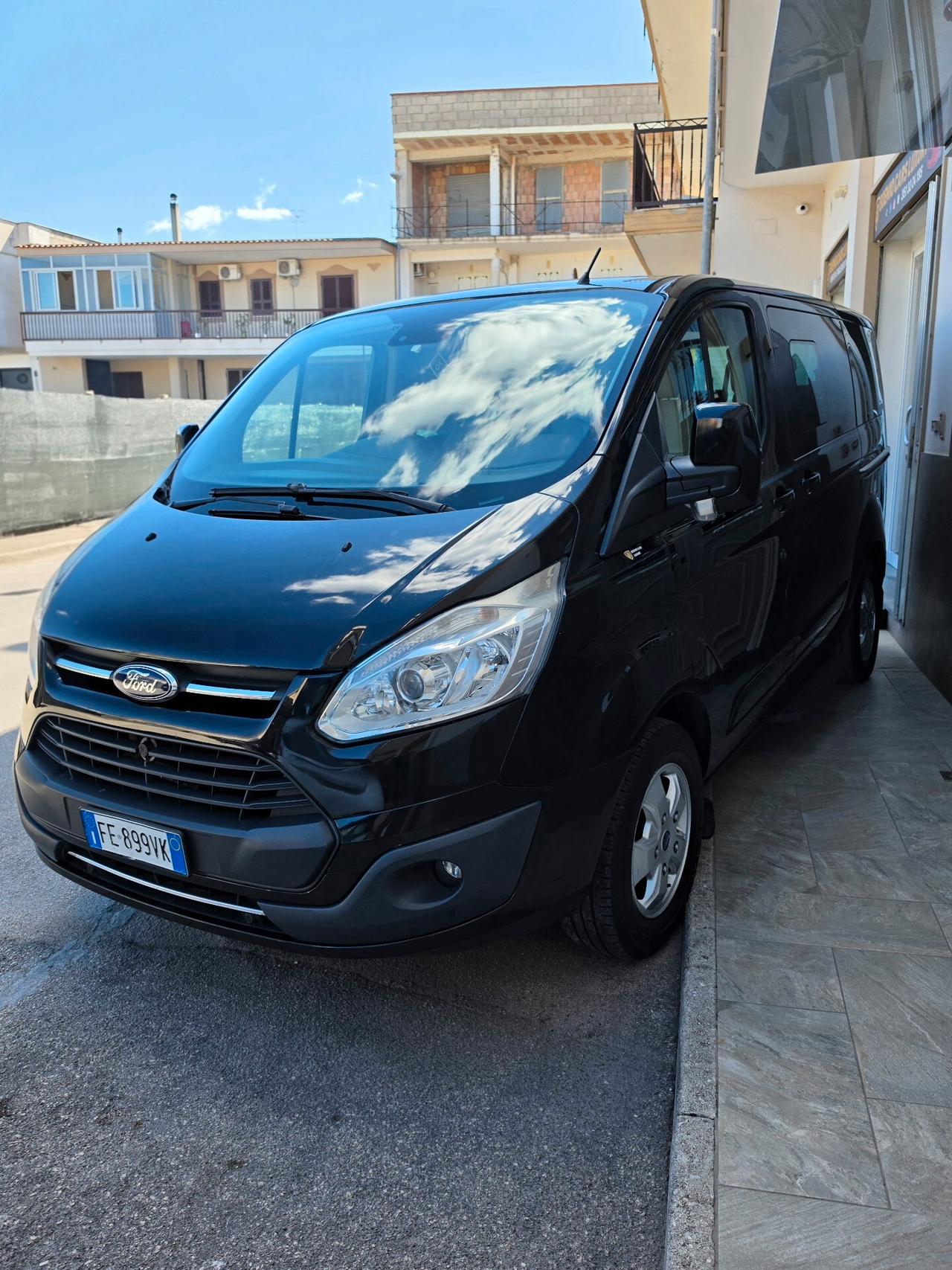 Ford Tourneo Custom 2.0 TDCi EcoBlue 170cv