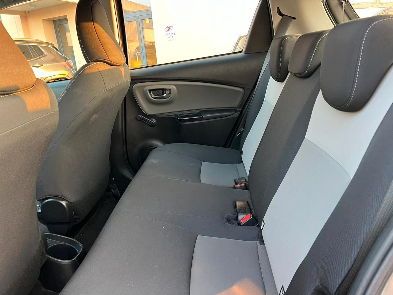 Toyota Yaris 1.5 Hybrid 5 porte Business