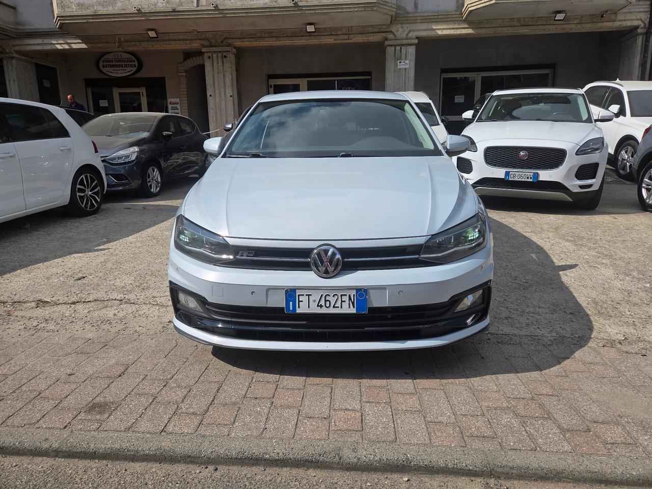 Polo 1.6 TDI 95 CV DSG 5p. R-LINE