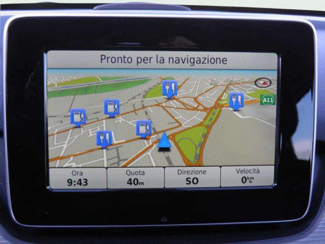 MERCEDES-BENZ B 180 d Automatic Business