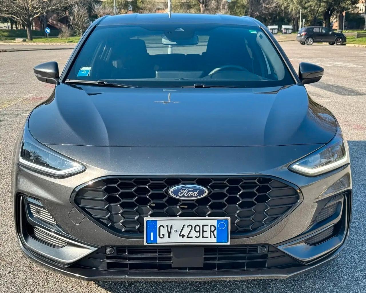 Ford Focus HYB 125CV ST-LINE -NESSUN OBBLIGO DI FINANZIAMENTO