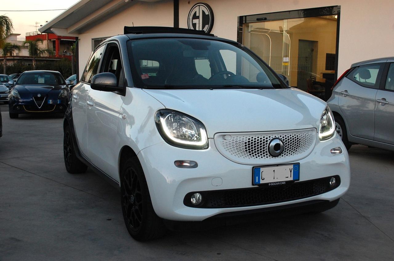Smart forFour 1.0 Prime 71CV twinamic Cabrio Uff Italy Lega Navi