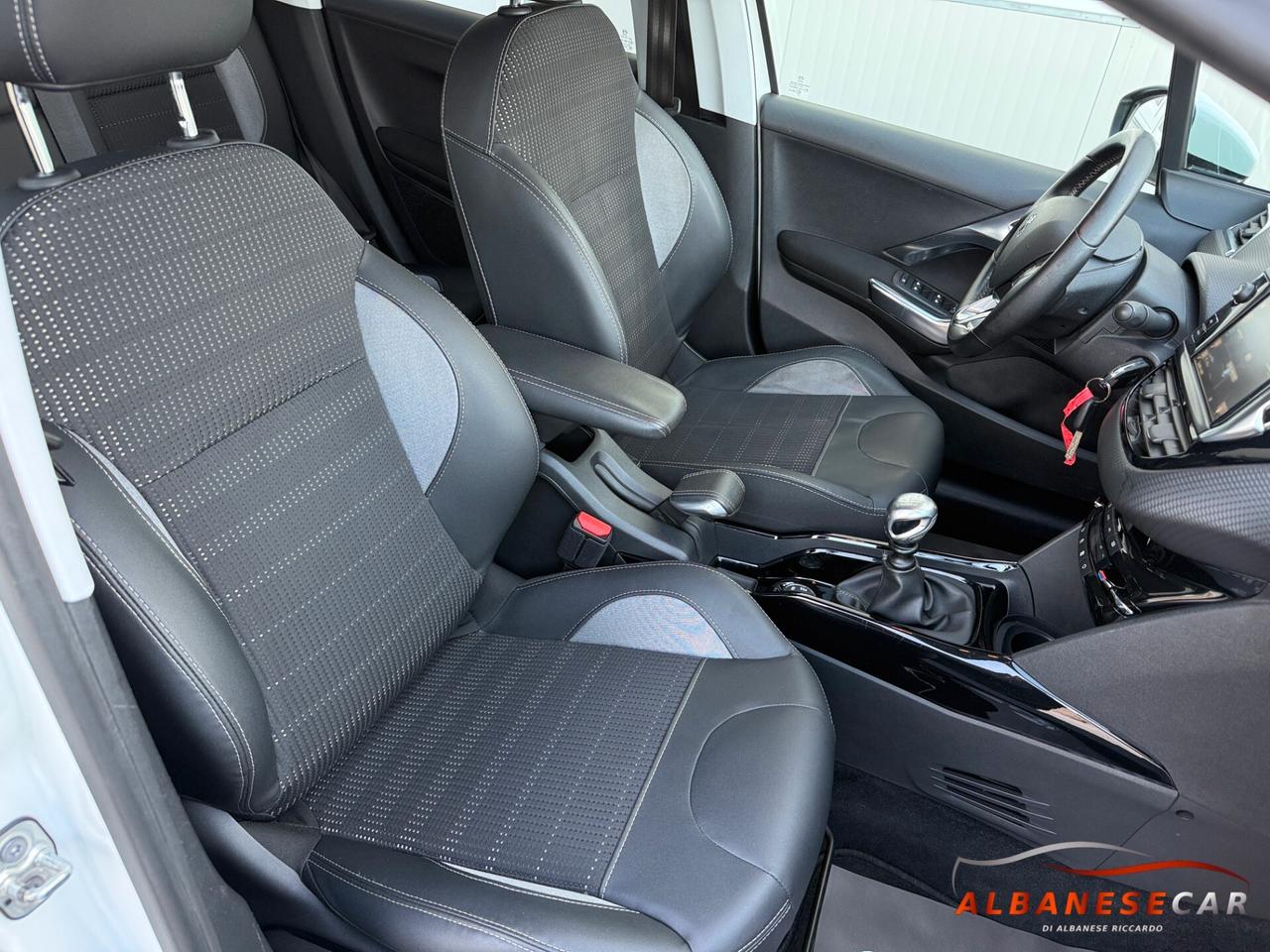 Peugeot 2008 BlueHDi 120 S&S Allure