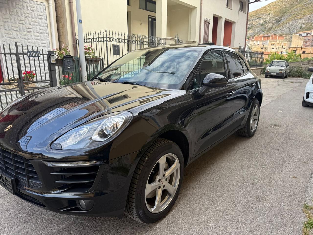 Porsche Macan 3.0 S Diesel con gancio traino
