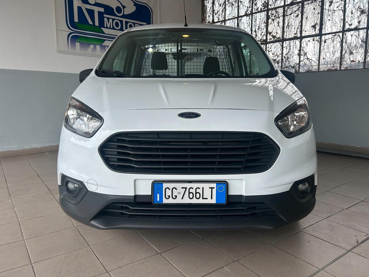 Ford Tourneo Courier 1.5 TDCI 100 CV