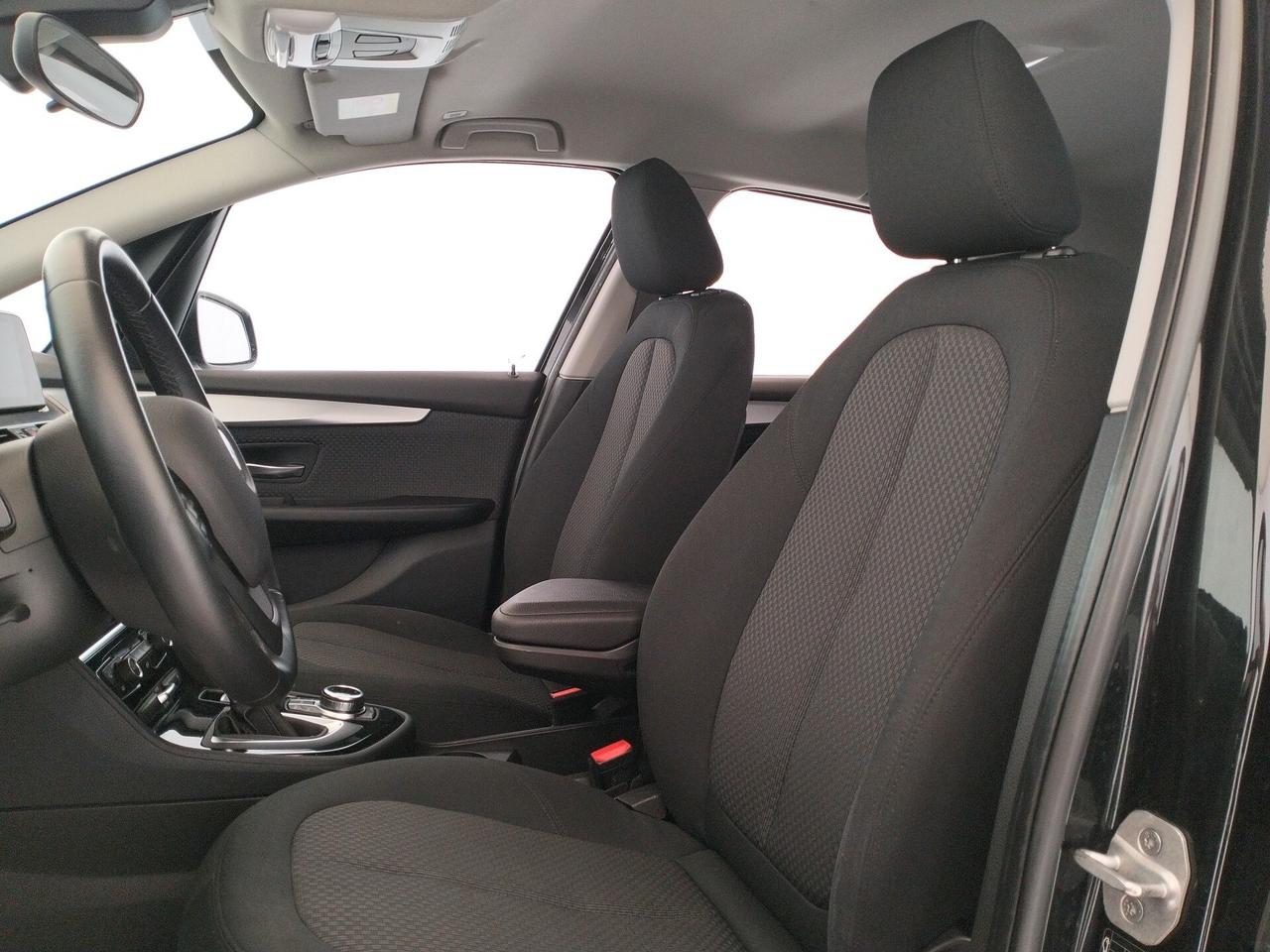 Bmw 2er Active Tourer 218d Advantage