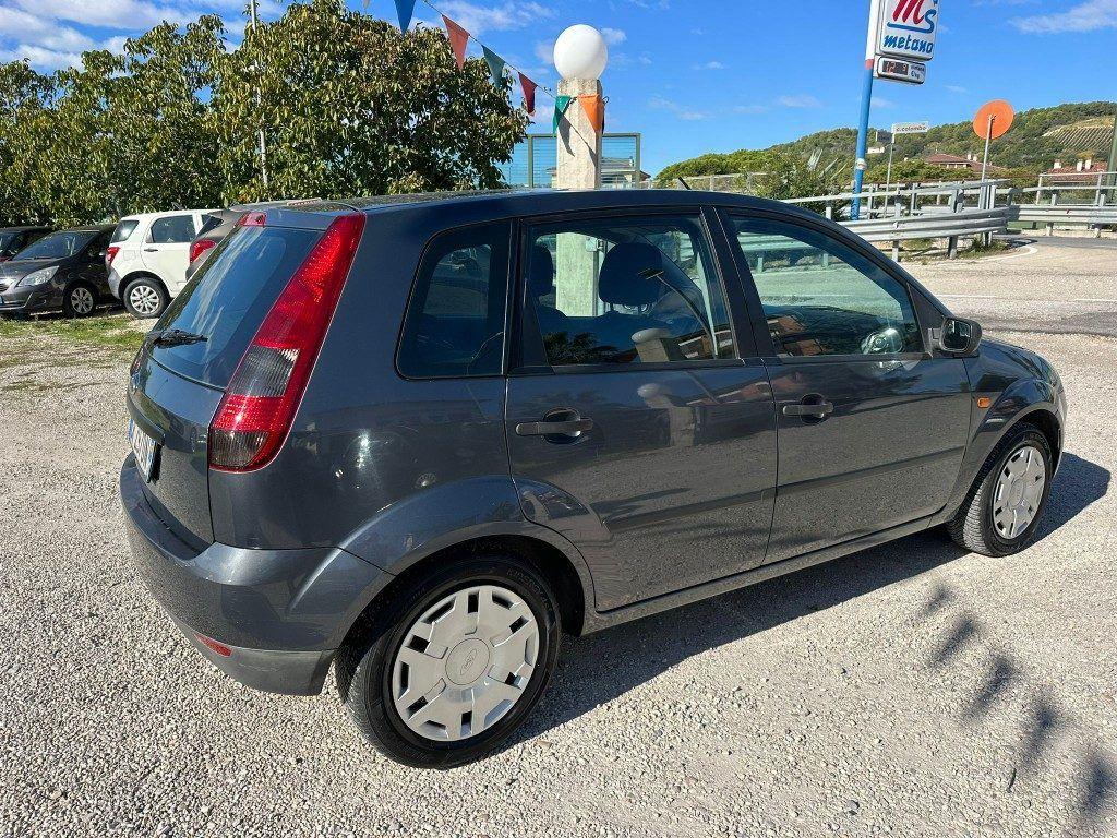 FORD Fiesta 1.2 16V 5p. Ghia