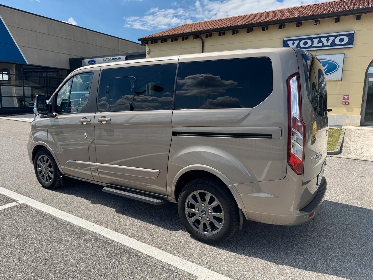 Ford Tourneo Custom Tit. 2.0MHVE 130CV PassoC. 8p