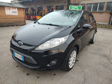 Ford Fiesta 1.4 96CV aut. 5 porte Titanium, BENZINA\GPL, OK NEOPATENTATI.