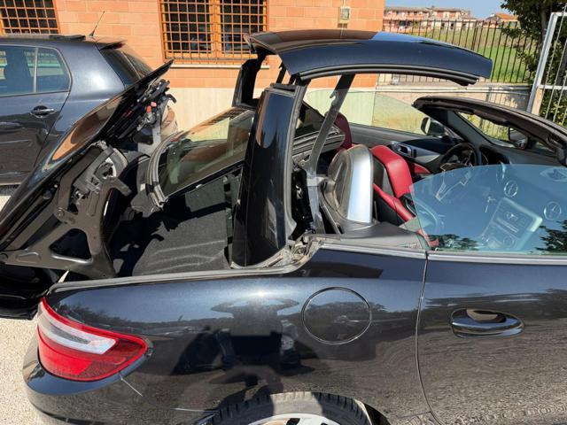 MERCEDES-BENZ SLK 250 CGI Premium