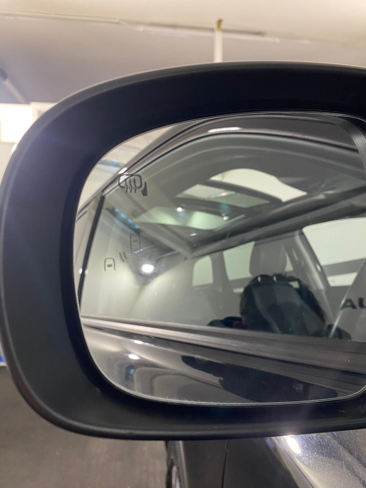 Suzuki Vitara 1.5 Hybrid A/T Starview