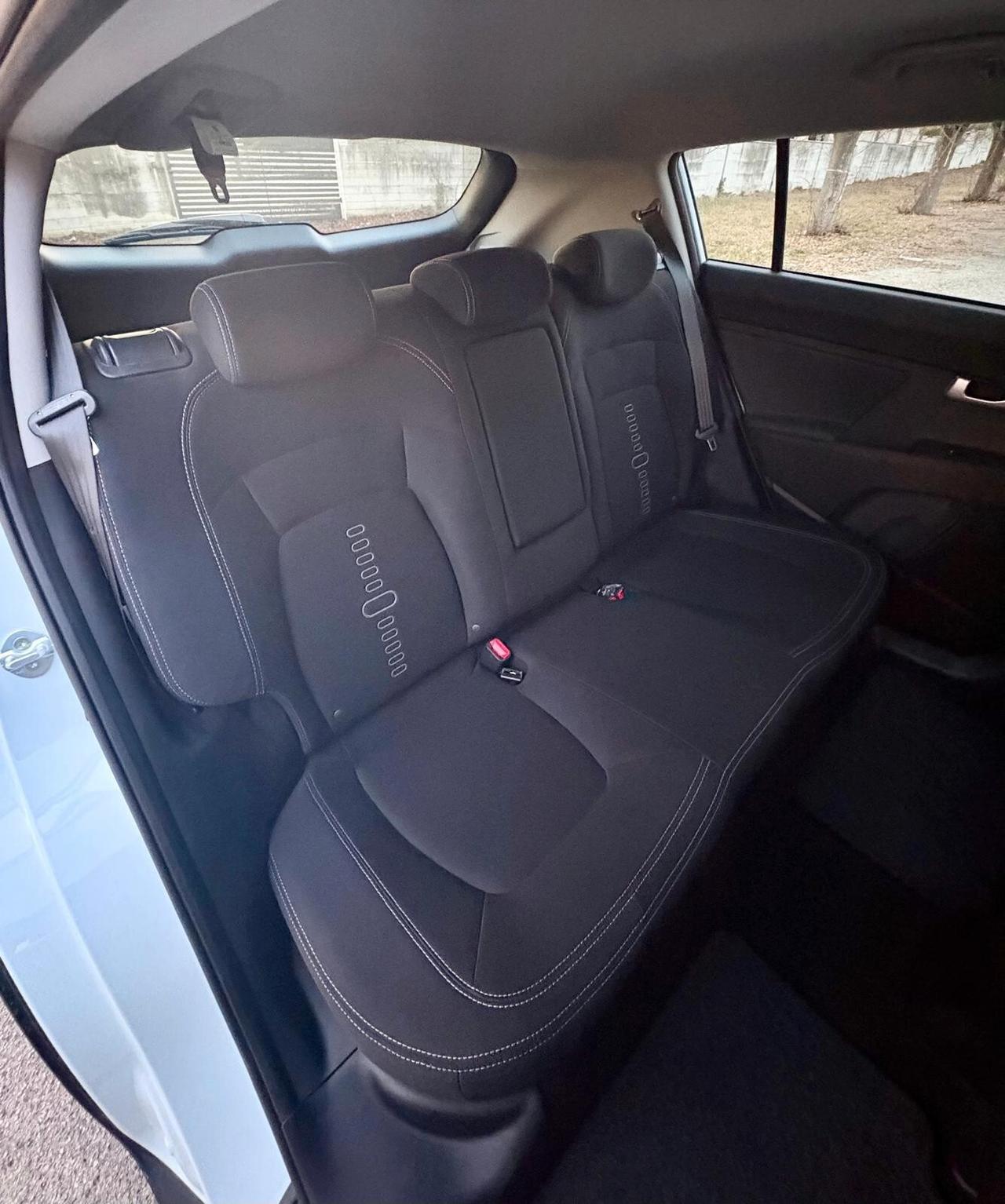 Kia Sportage 1.7 CRDI VGT 2WD Active