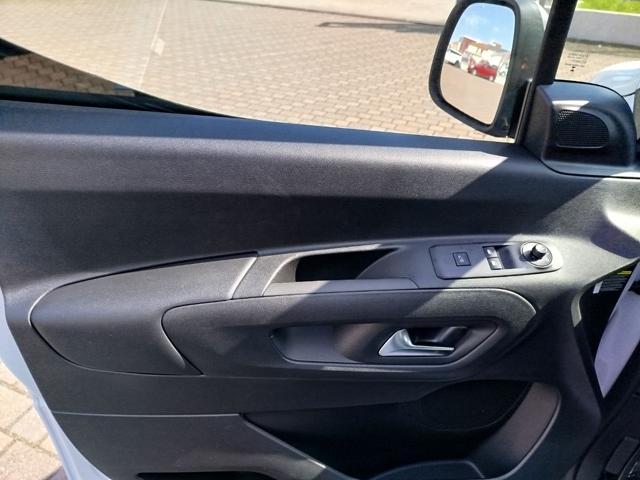 PEUGEOT Partner BlueHDi 100 S&S VAN