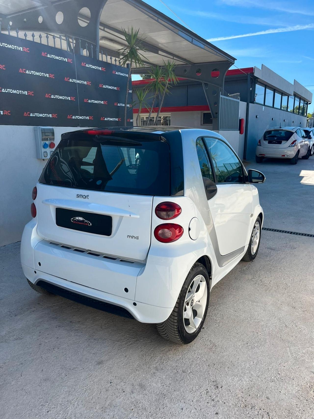 Smart ForTwo 1000 62 kW coupé pulse