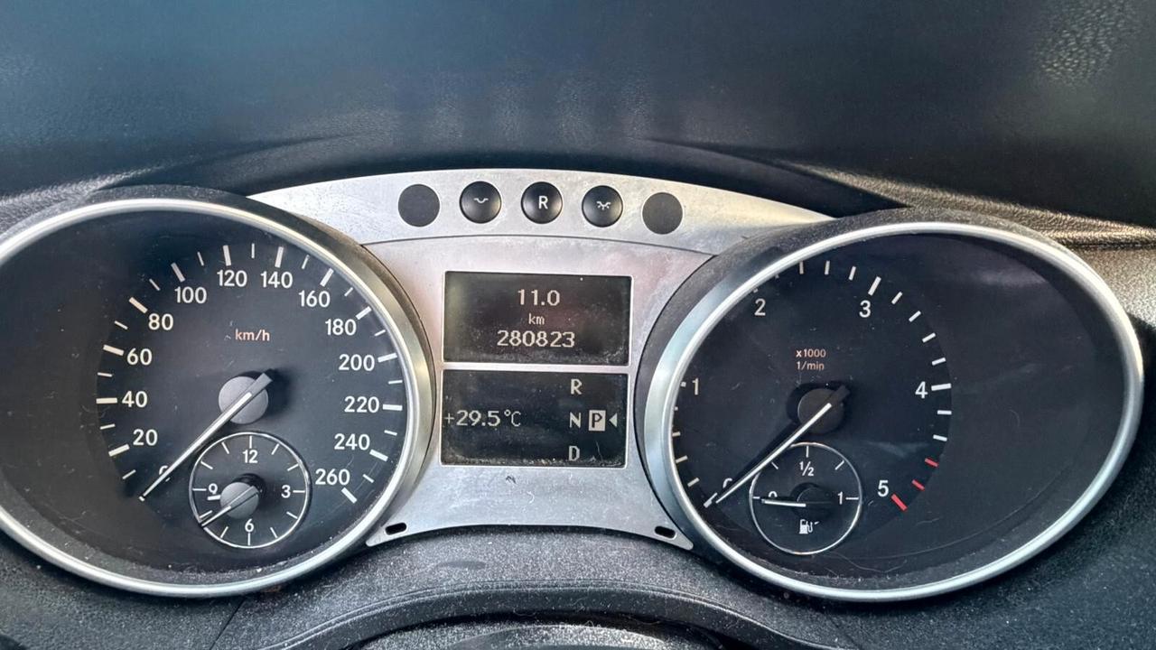 Mercedes-benz R 320 R320 CDI 4 matic
