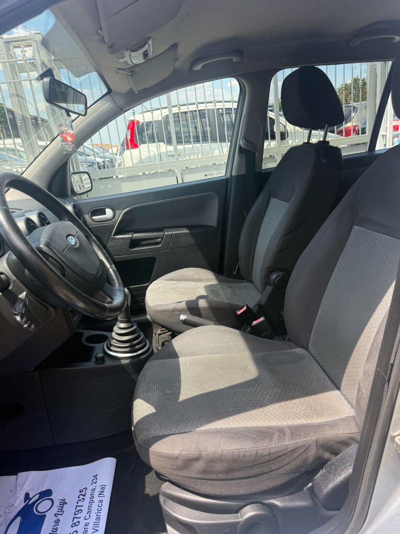 Ford Fusion 1.4 16V 5p. Leather