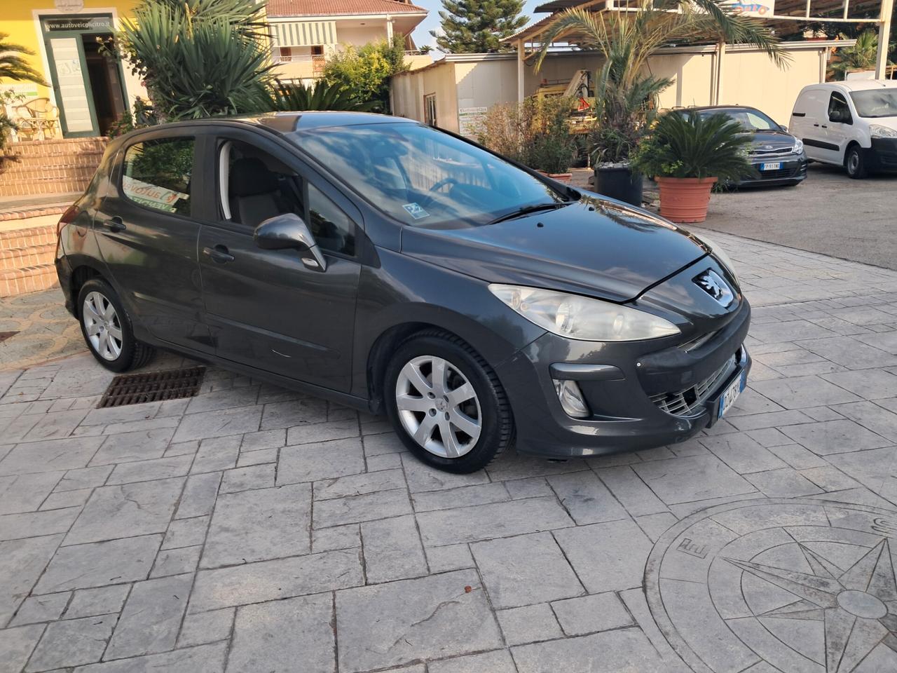 Peugeot 308 1.6 HDi 110CV 5p. Premium (6 Marce)